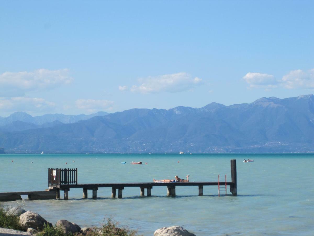 Appartamento La Madonnina Di Cathy Peschiera del Garda Kültér fotó